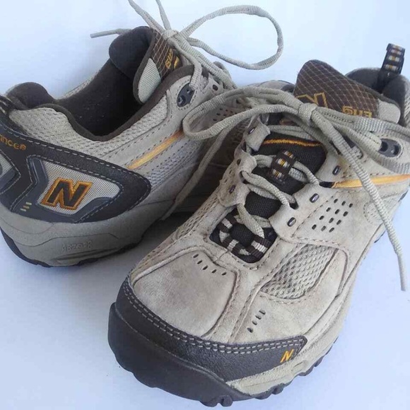 New Balance 643 Hiking Shoes Sz 